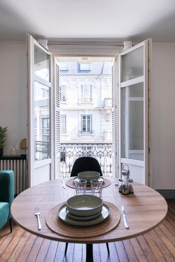 Appartement Avec Balcon A 250 M De La Gare, Hyper Centre Tours Luaran gambar