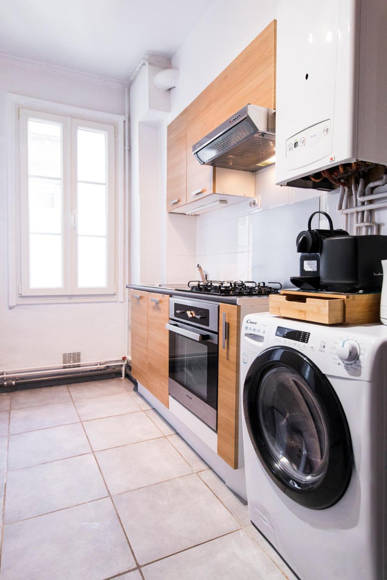 Appartement Avec Balcon A 250 M De La Gare, Hyper Centre Tours Luaran gambar